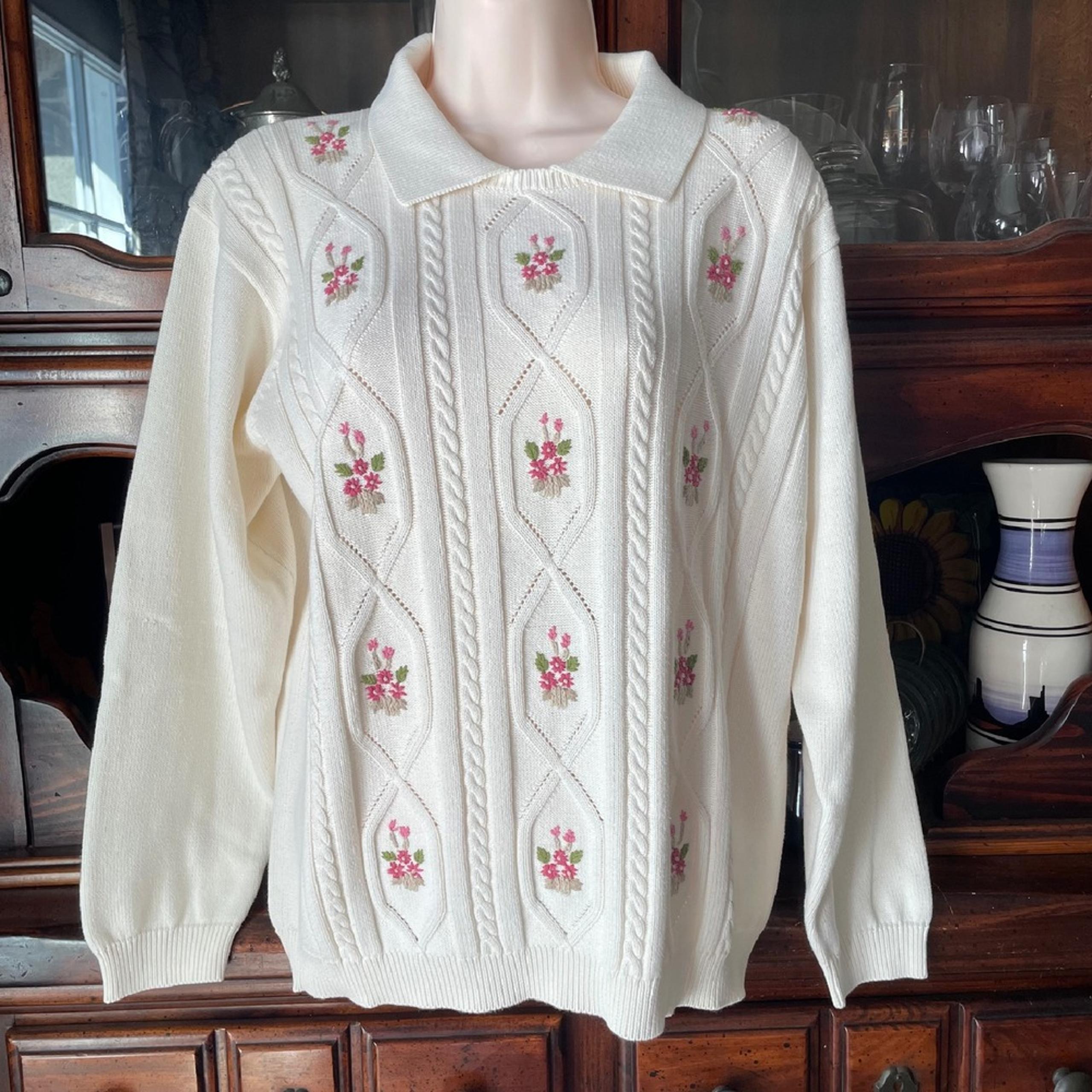 Alfred Dunner Floral Embroidered off white Cable Knit Sweater Collar Pullover M