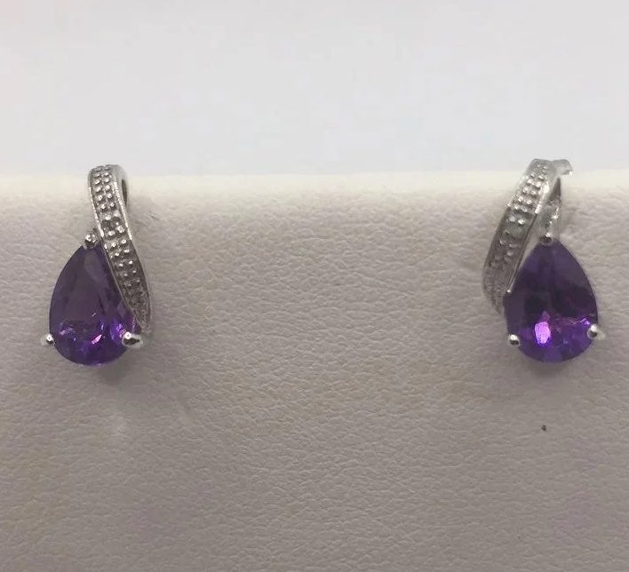 Women Amethyst And Diamond Post Earrings