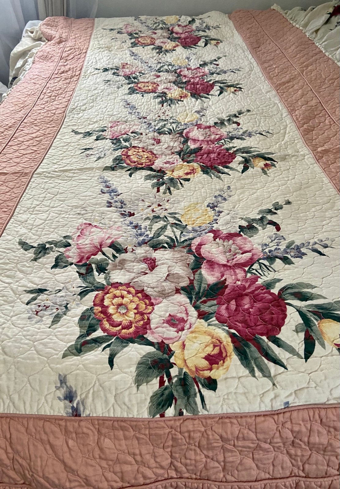 Vtg Twin Bedspread Pink Yellow Roses Peony Granny Cottage Core Ruffles Beautiful