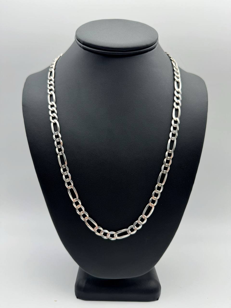 New Jewelry .925 sterling silver Figaro link chain necklace 22” 7.00mm