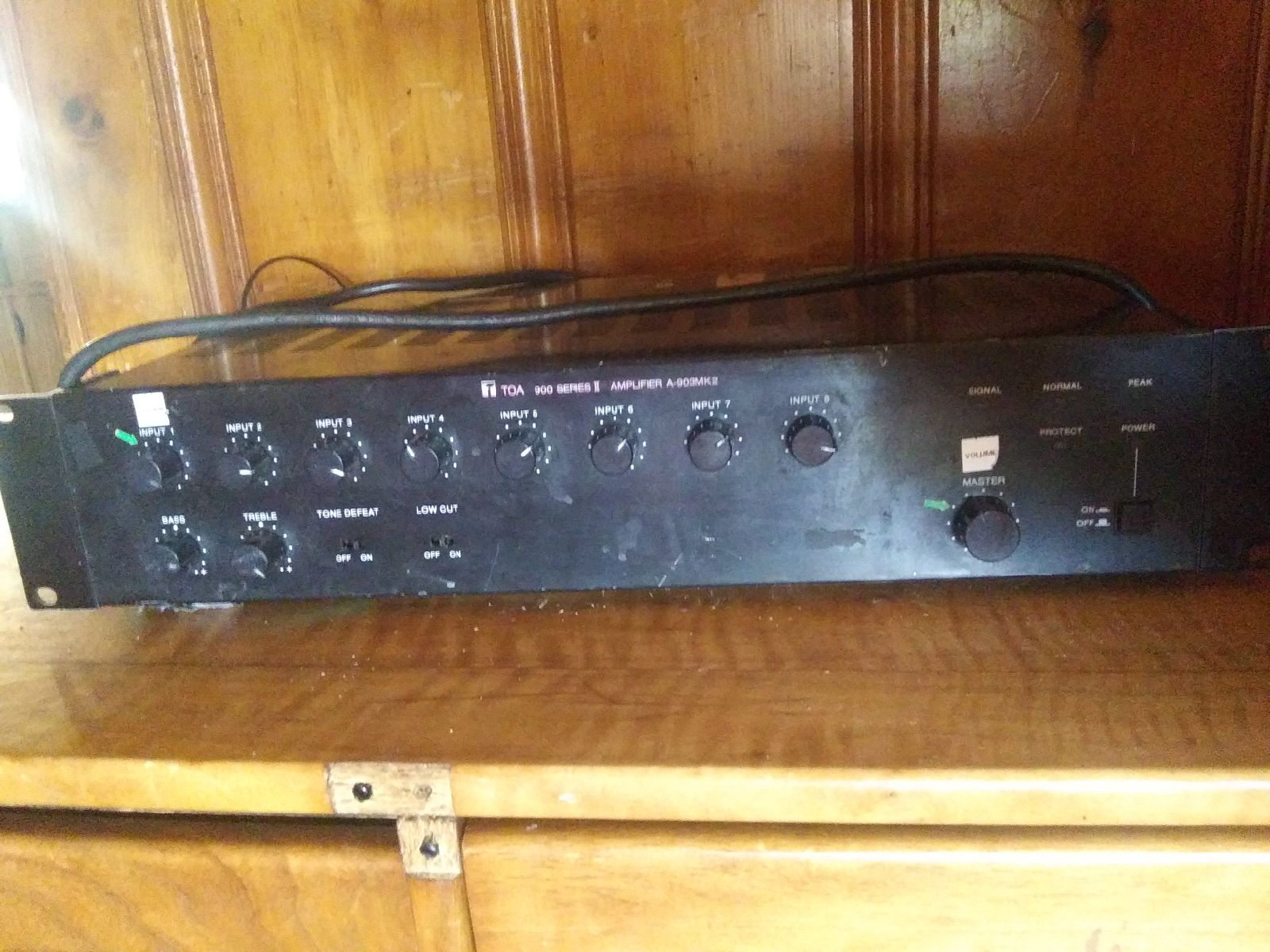 TOA 900 series ll amplifier for multiple