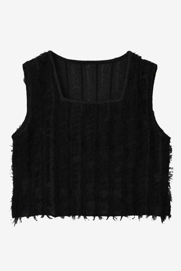 Maison de Dolce. Plume Vest Best Maison de Dolce. Sweater Vests
