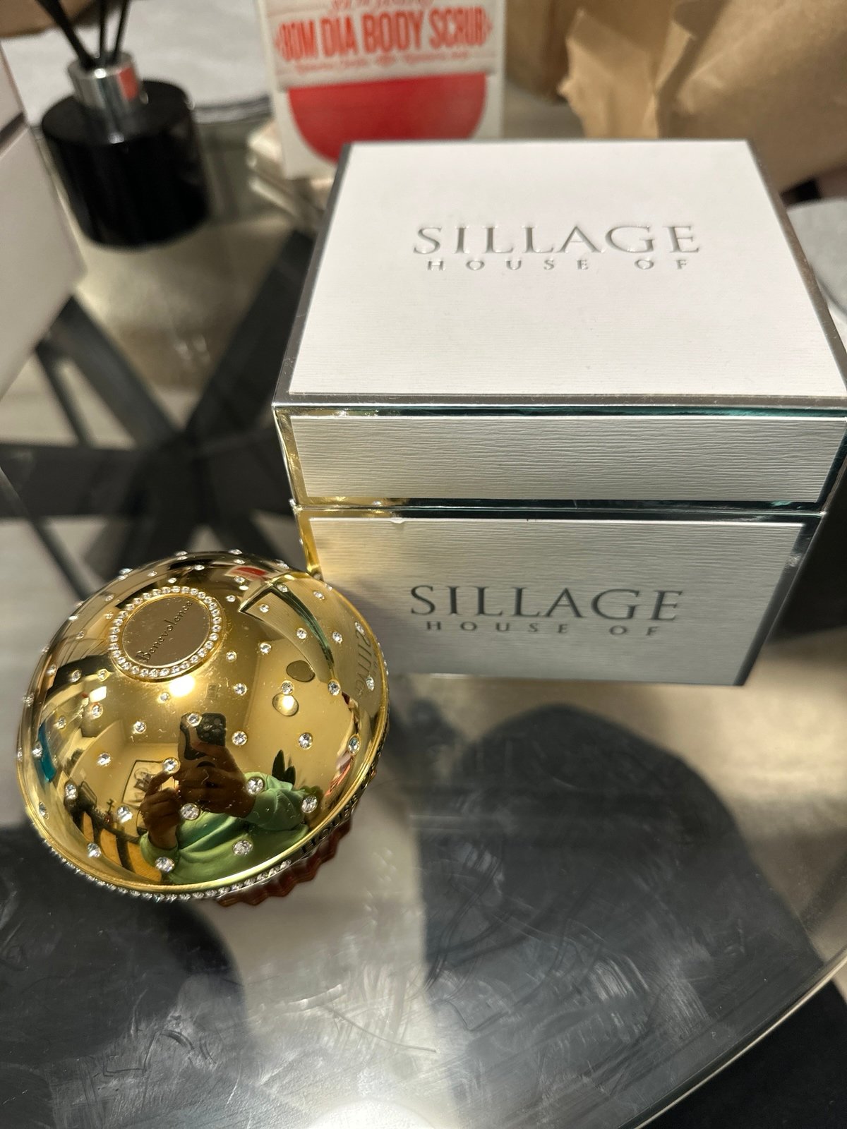House of Sillage | Benevolence