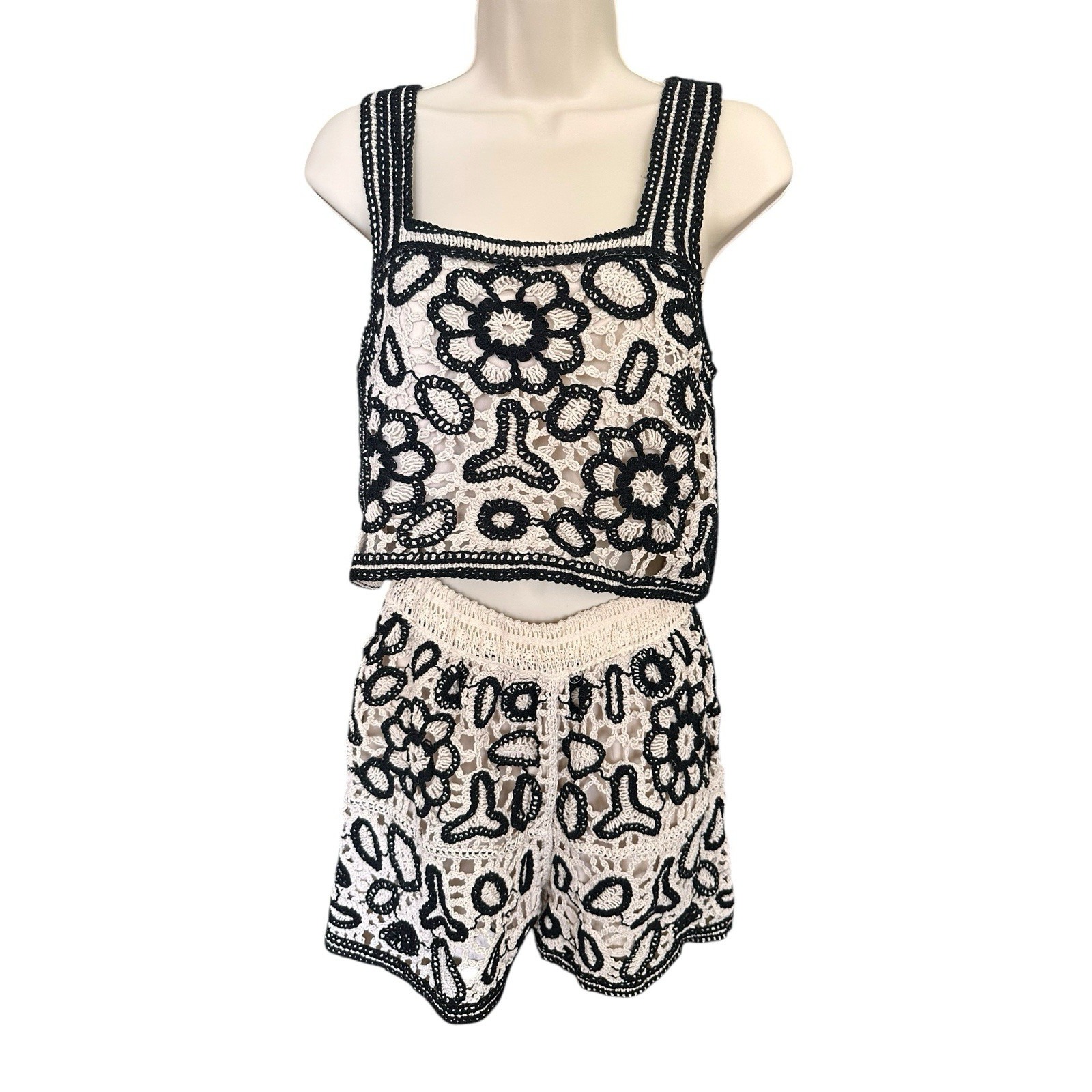 NWT Rebellion Crochet 2 Piece Tank Shorts Boho Retro Hippie Funky Festival XS