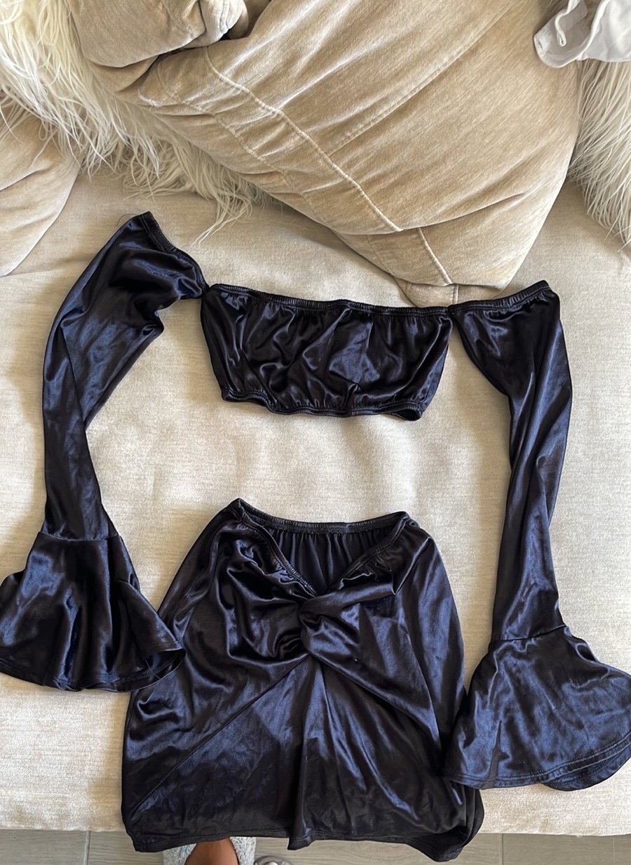 Two Piece Set