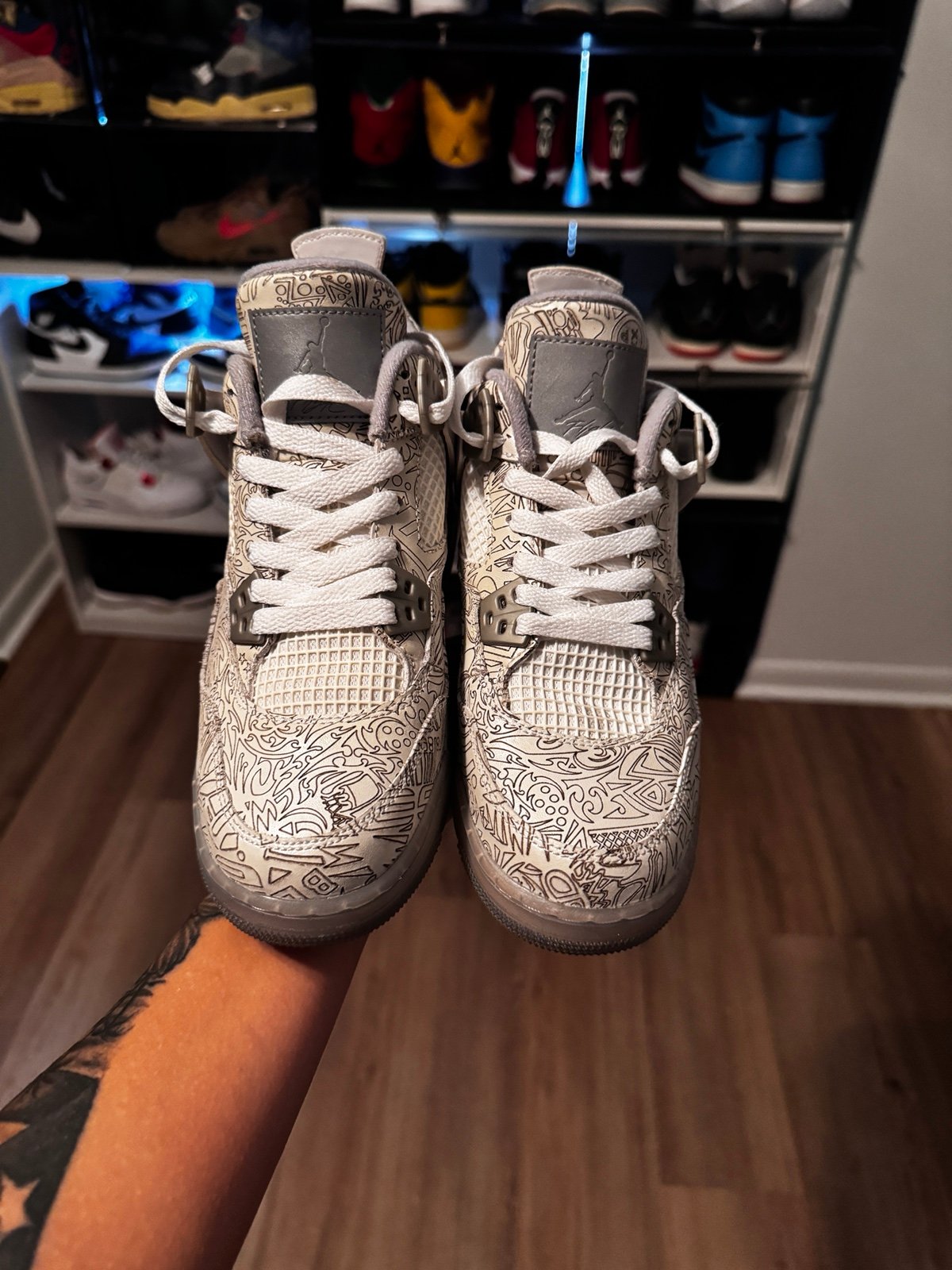 Jordan 4 laser