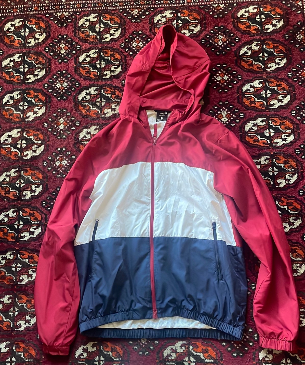 Mens New With out tags Nike SB Windbreaker