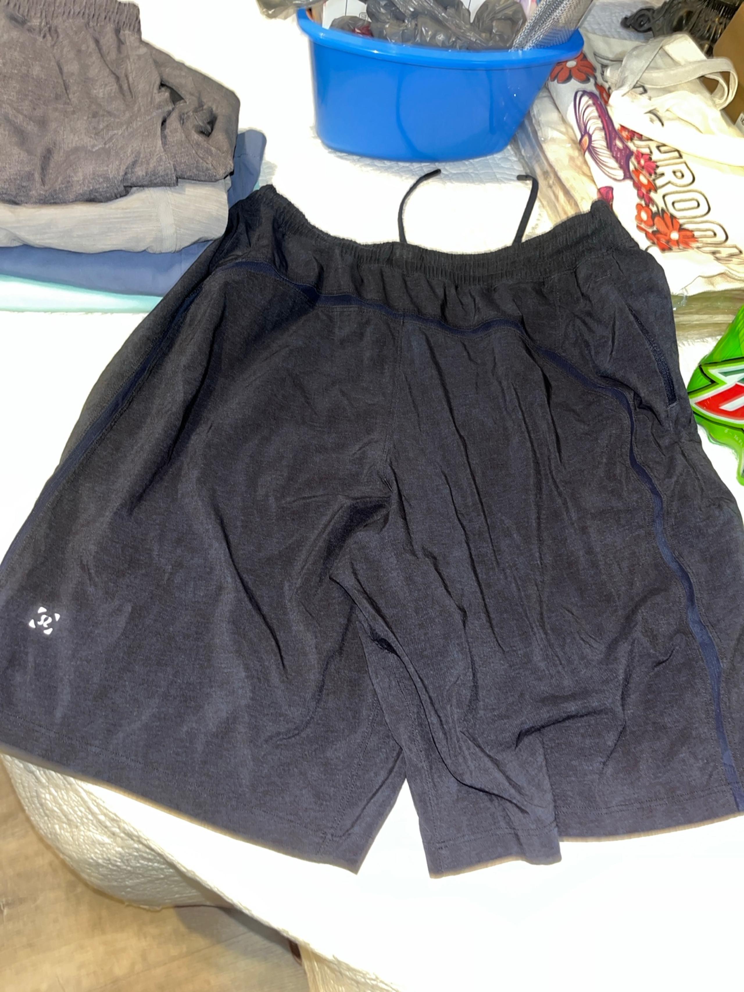 Lulu lemon shorts men