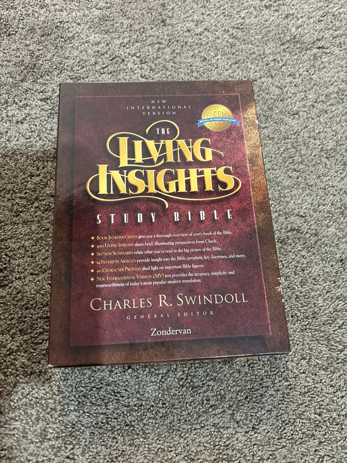 The Living Insights Study Bible Burgundy XL Bonded Leather Zondervan
