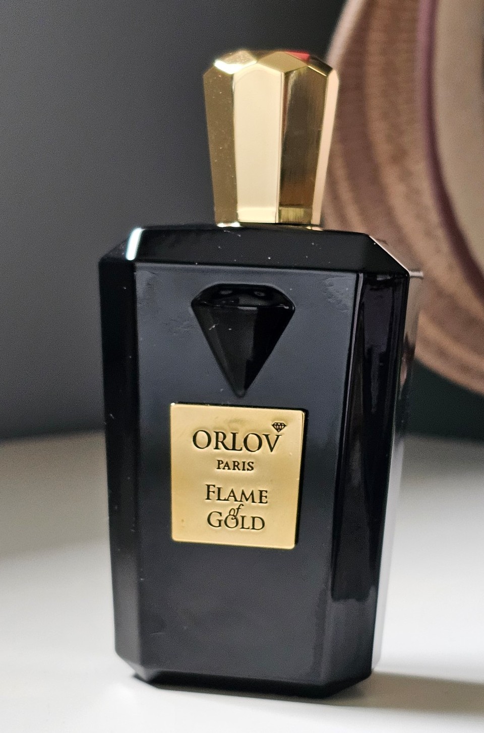 Orlov Flame of Gold unisex niche fragrance perfume Cacao iris wood vanilla
