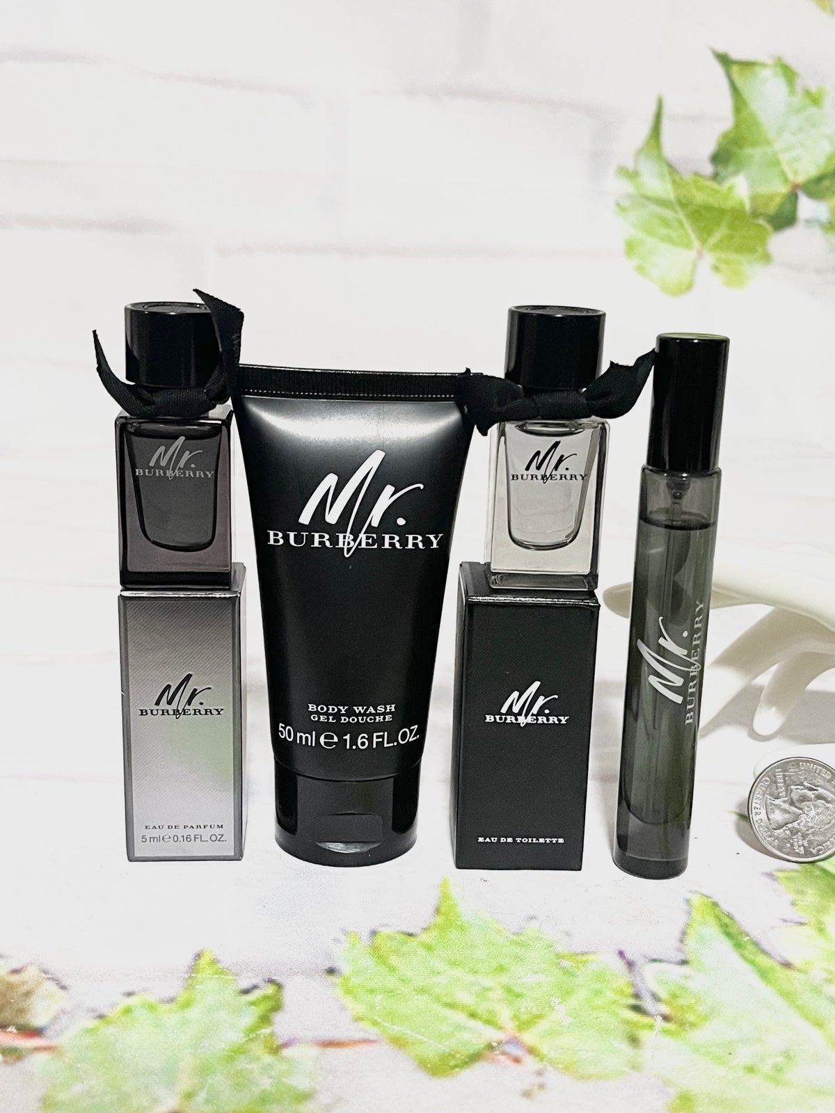 BURBERRY MR. BURBERRY EDP SPRAY 7.5 ML & SPLASH EDT 5 ml & BODY WASH 4 PCS SET
