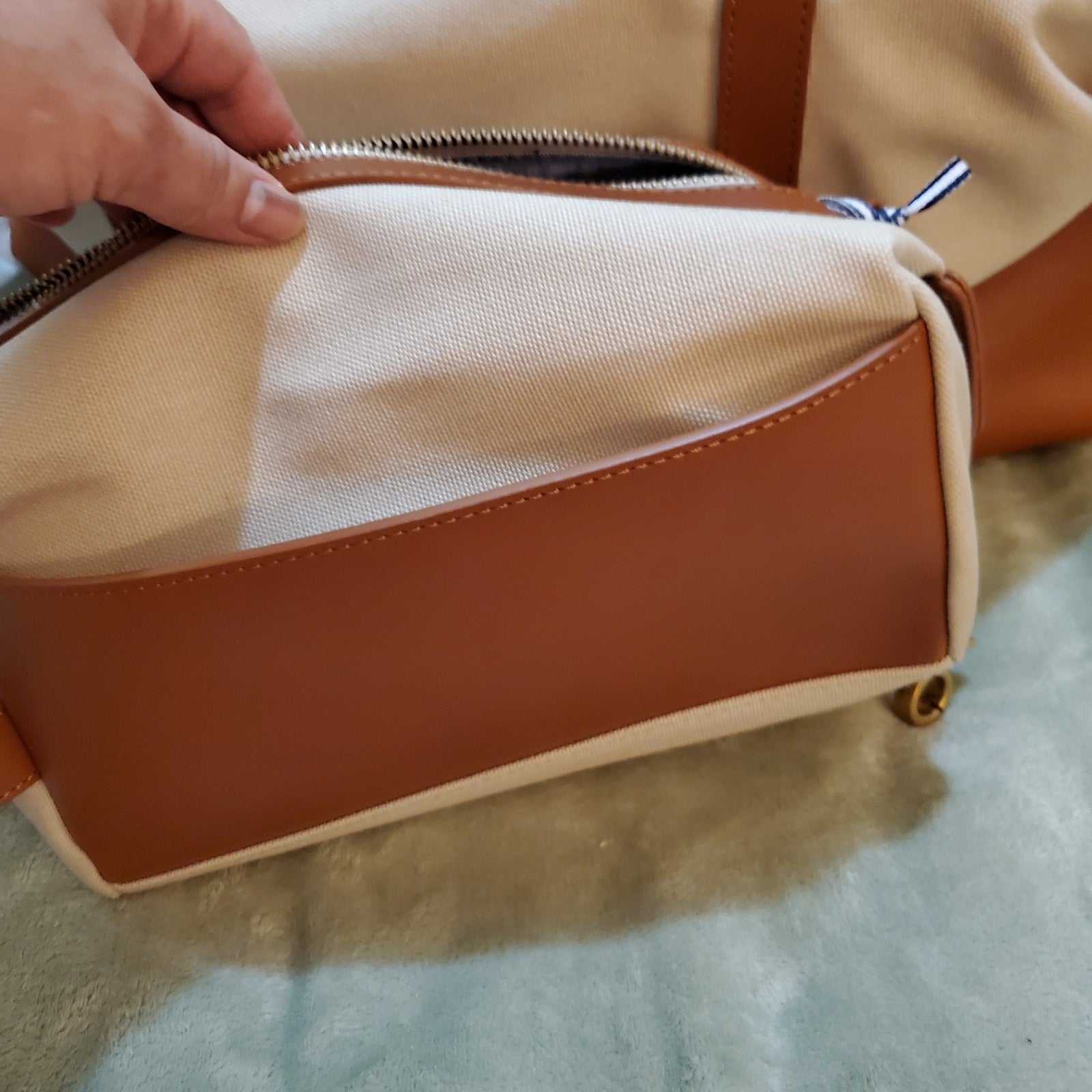 travelon bag