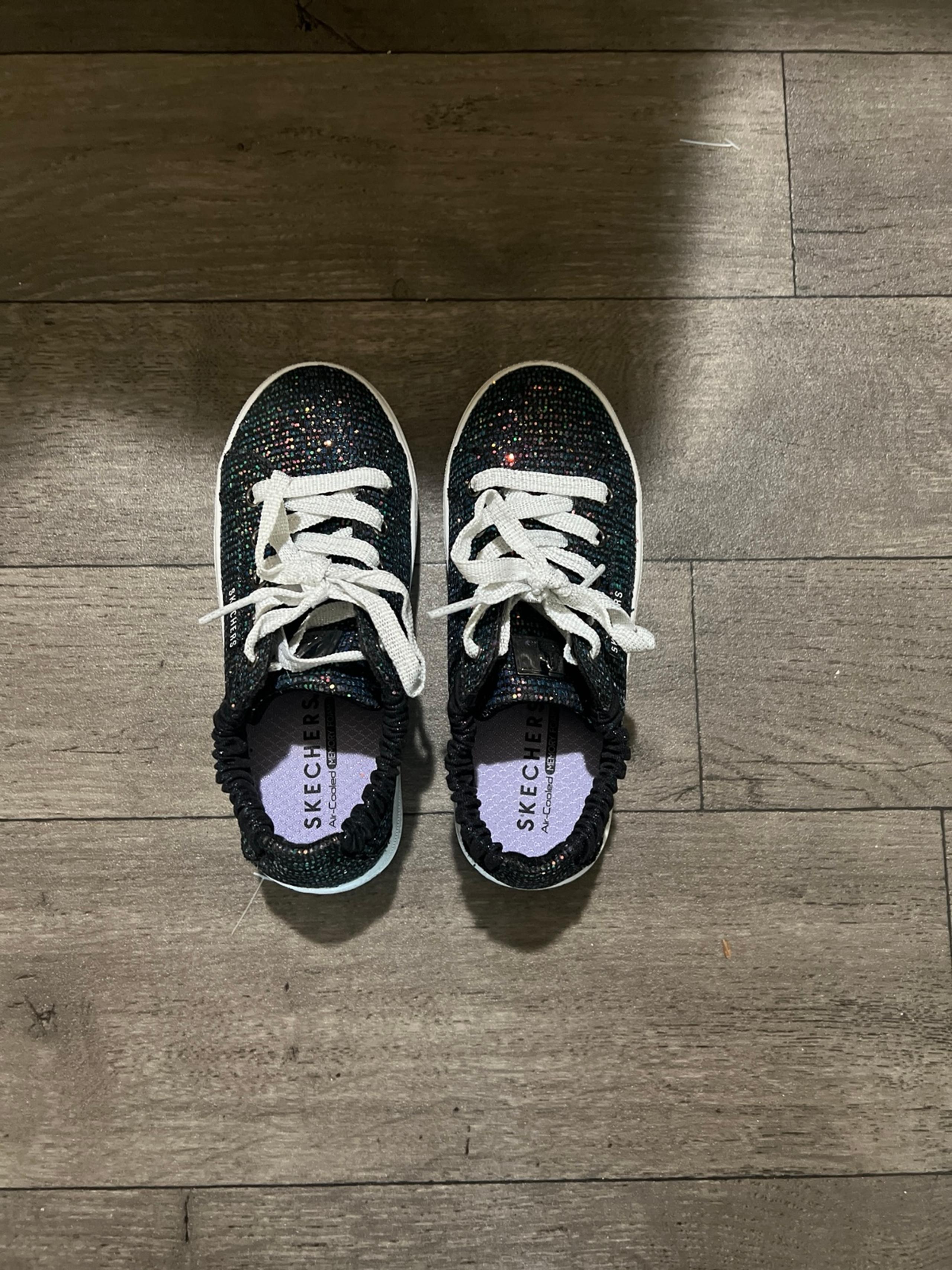Kids sketchers, brand new size 12