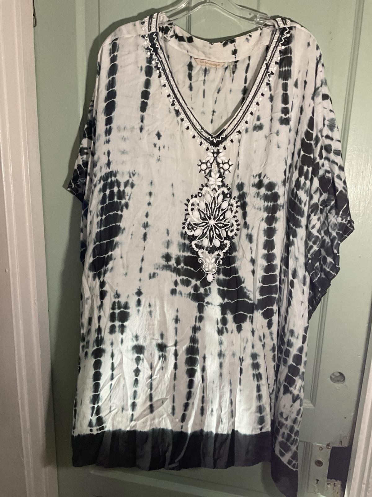 Soft Surroundings Beaded Black and White Tie Dye Kaftan 3X