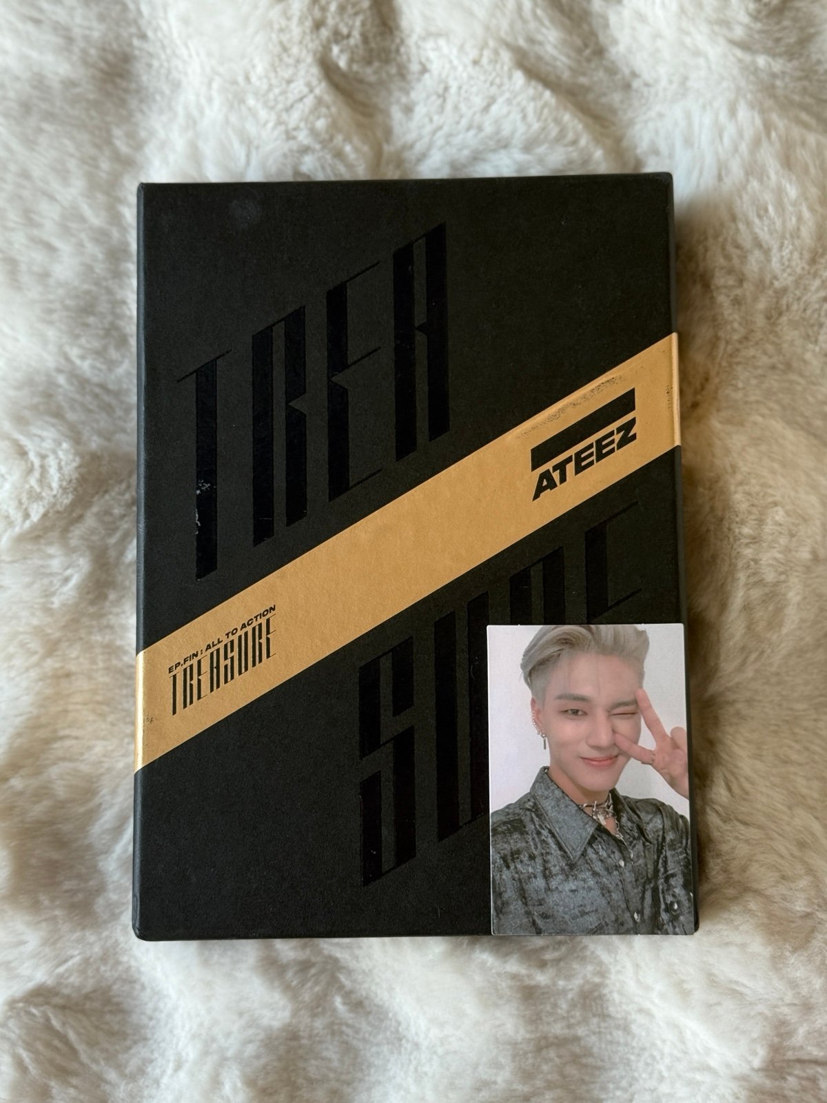 ATEEZ TREASURE EP.FIN: All To Action Album with Wooyoung PC