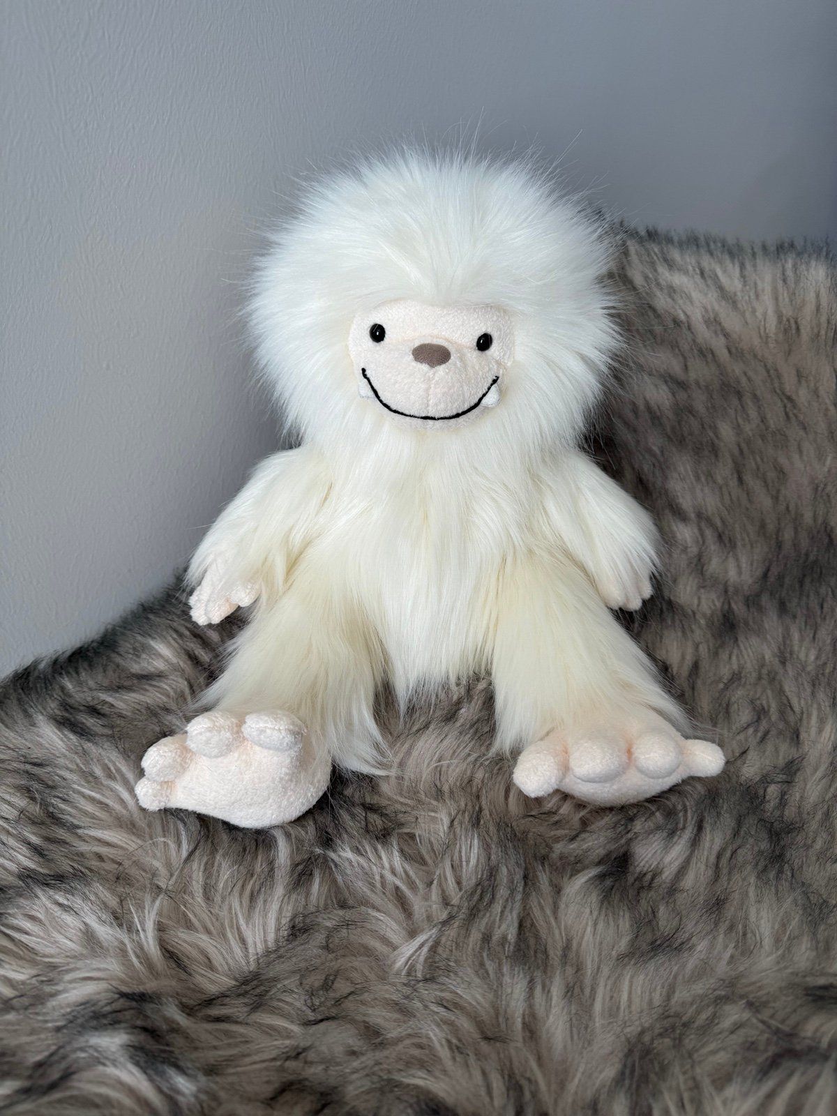 Jellycat Yani Yeti NWT
