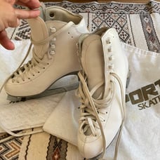 RISPORT ICE SKATES