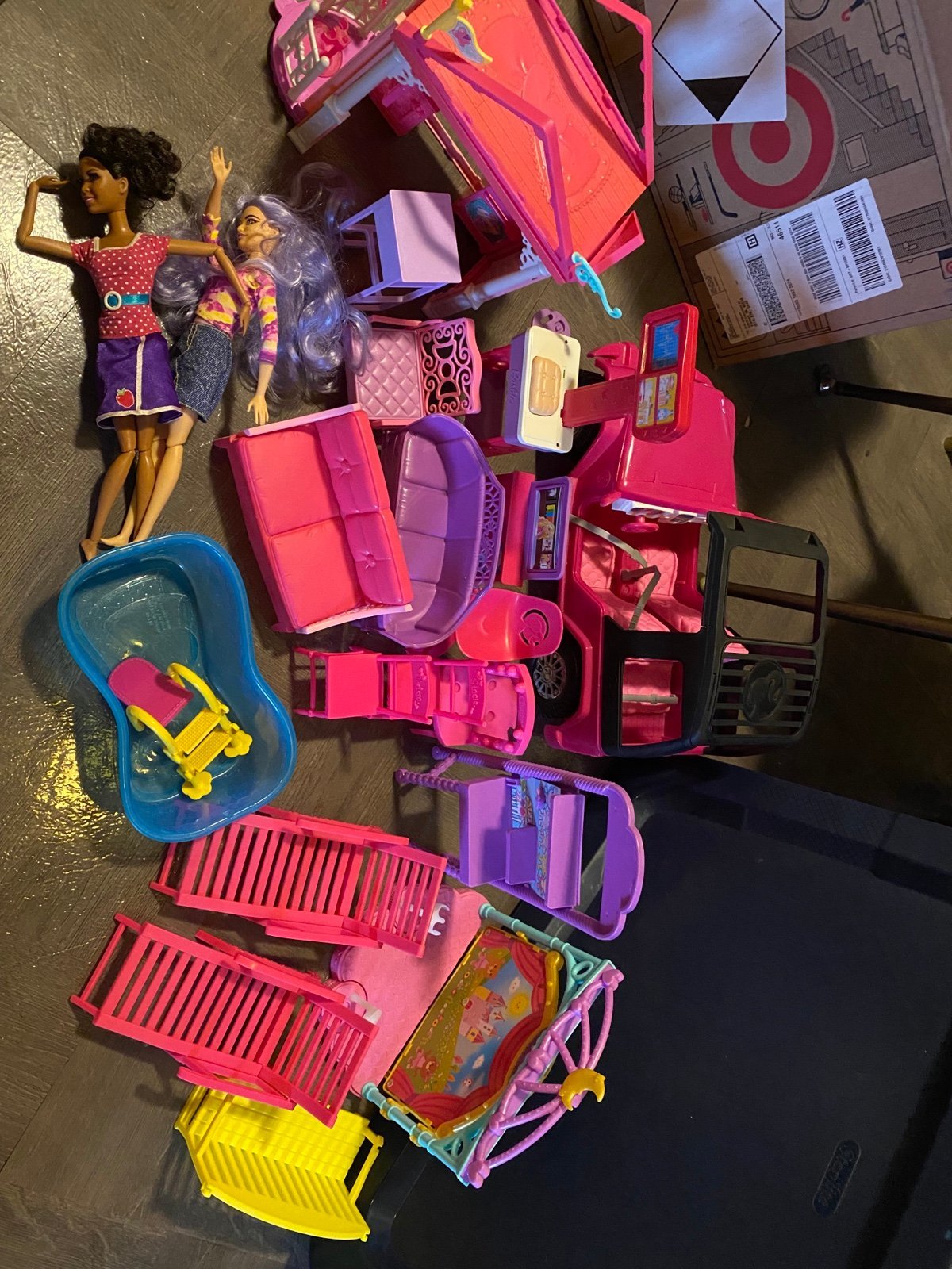 Lots of Barbie things see all pictures