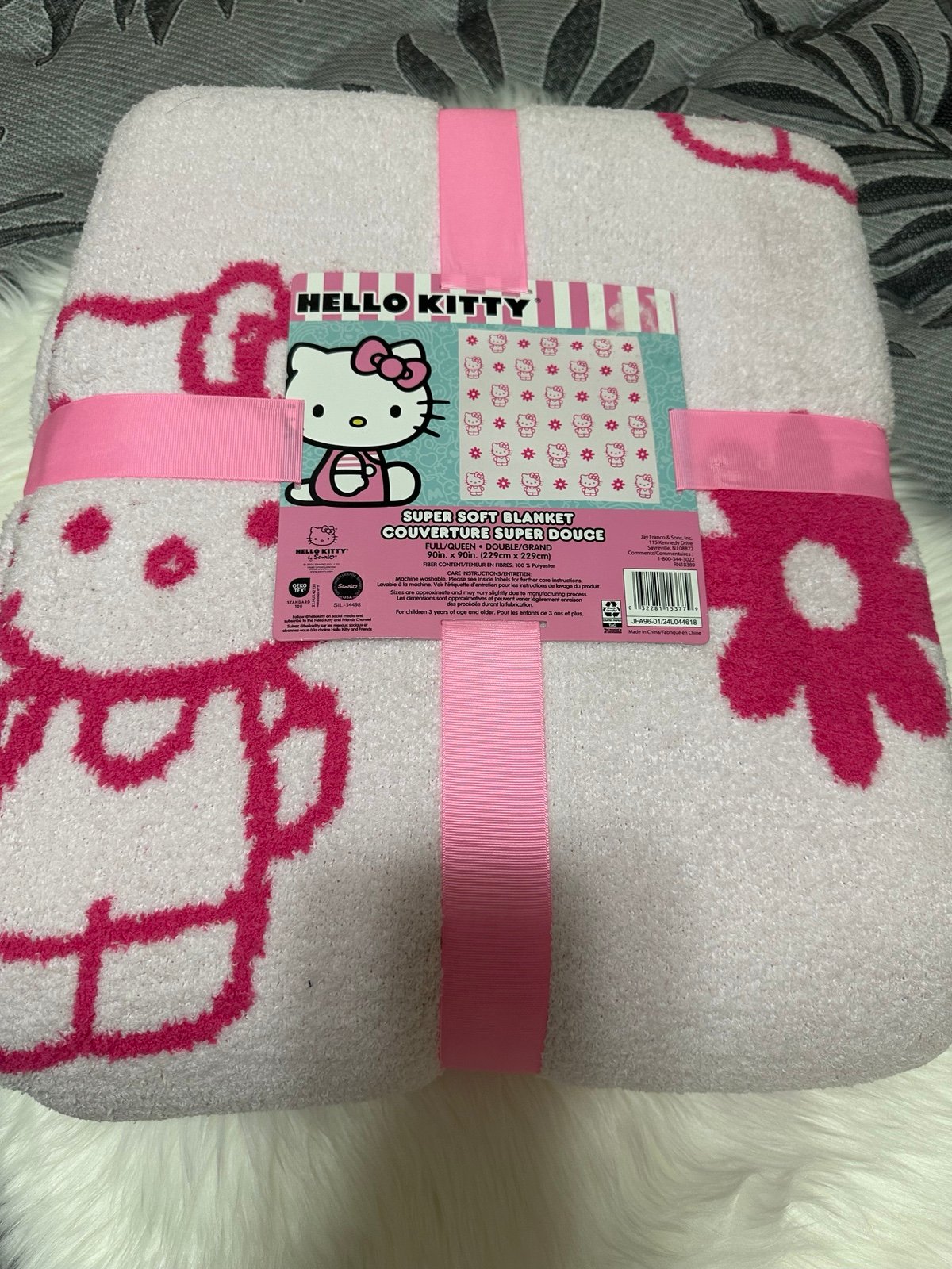 Hello Kitty PINK reversible blanket
