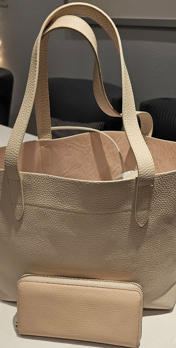 Cuyana small Tote Bag cream and wallet bundle