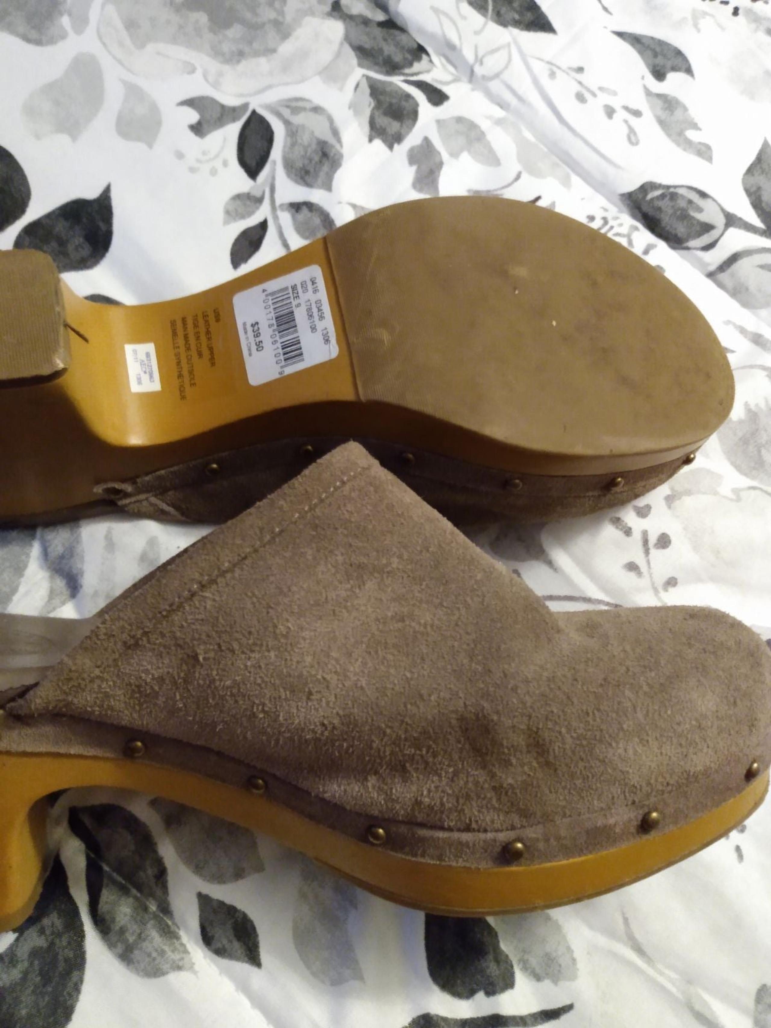 Clogs
