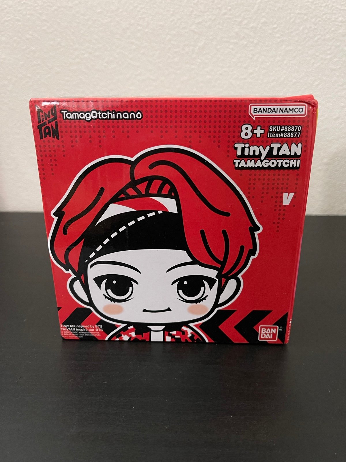 TinyTan Hugmy Tamagotchi - V
