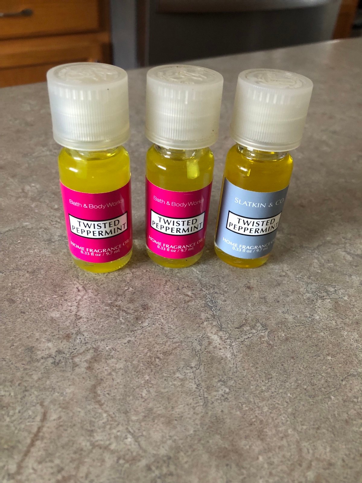 Bath & Body Works Twisted Peppermint Home Fragrance Oil Bundle .33 fl oz each ne
