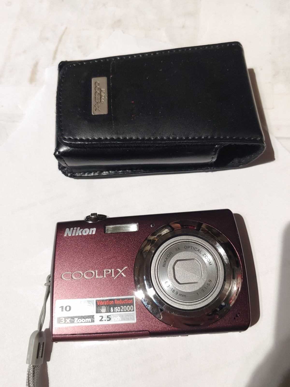 ESTATE FIND Nikon COOLPIX S220 Plum 10.0MP Digital Camera w/ Battery- NO Charger