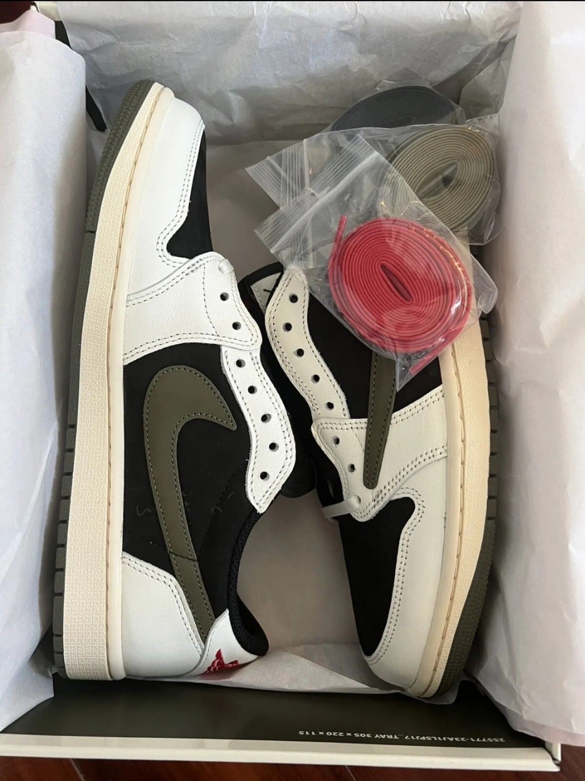 travis scott Jordan 1 low olive