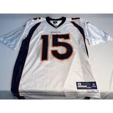 White Tim Tebow Denver Broncos Jersey Size L . 2010-2011 Season QB