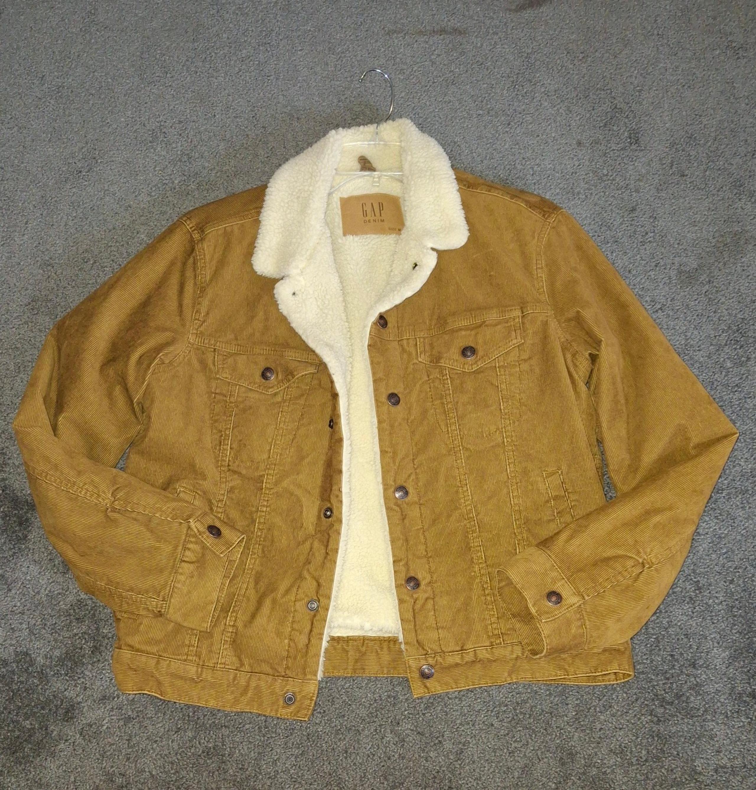 Men’s Gap Icon Corduroy Jacket (A-54)