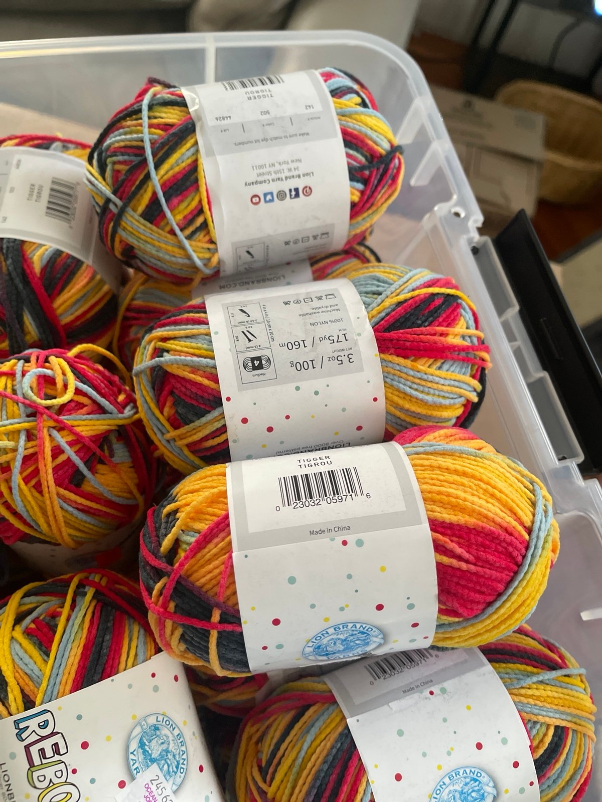 Lion Brand Yarn Rebound yarn, TIGGER lot of 20