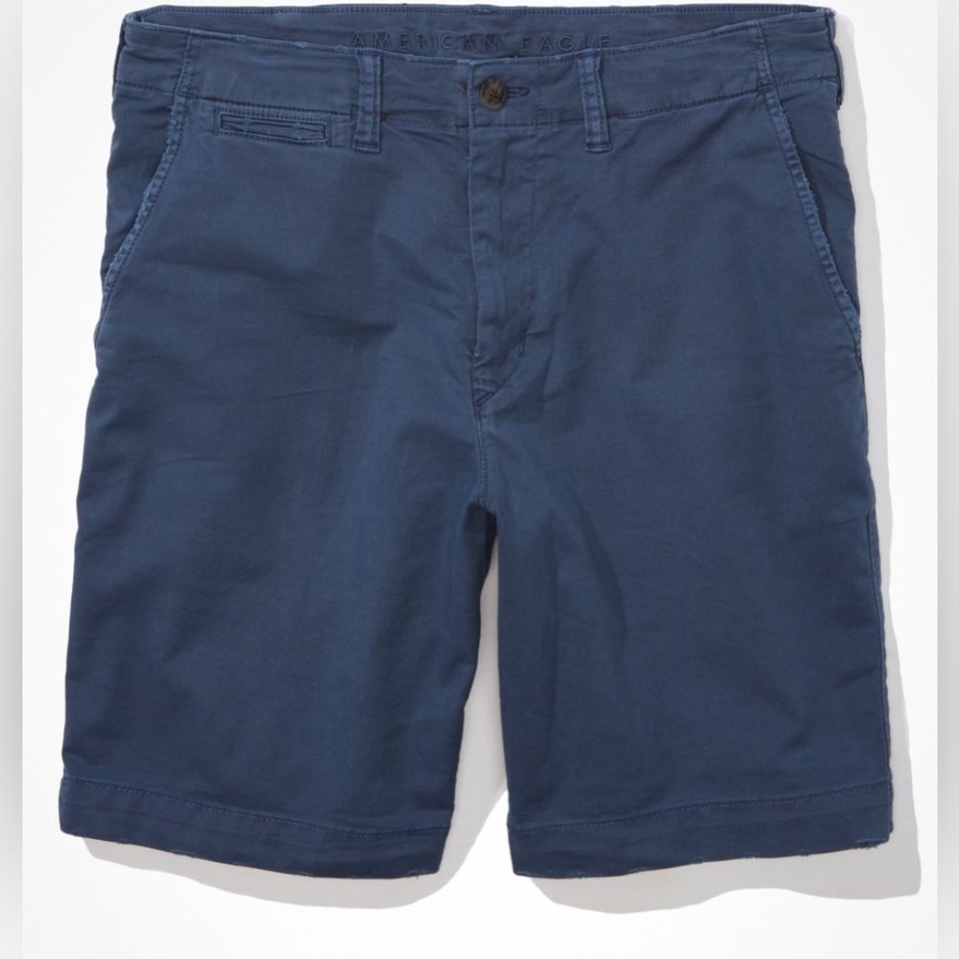 American Eagle Men”s FLEX 9 LIVED-IN KHAKI SHORT In Navy Blue Size 32