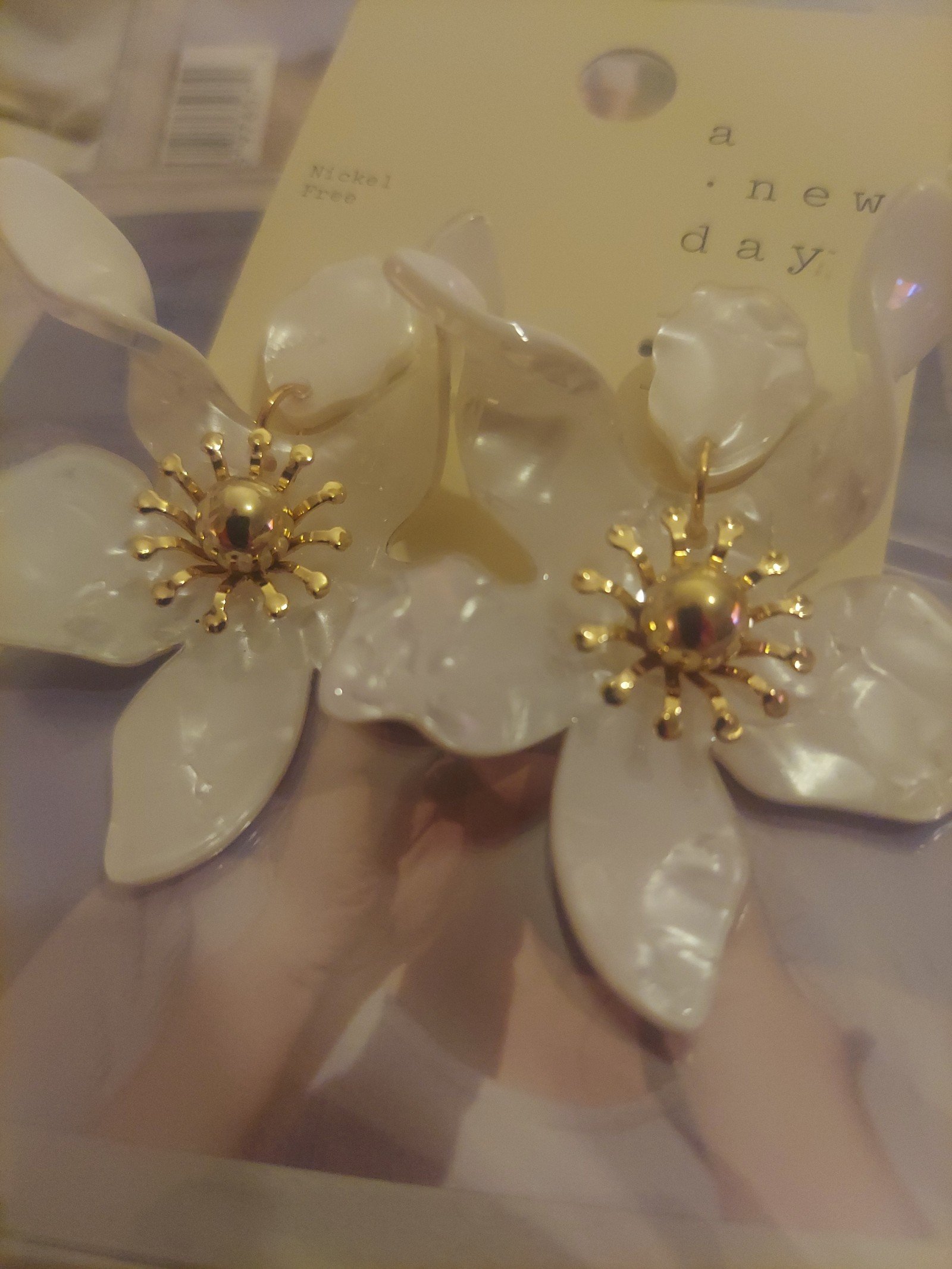 Earrings - detail