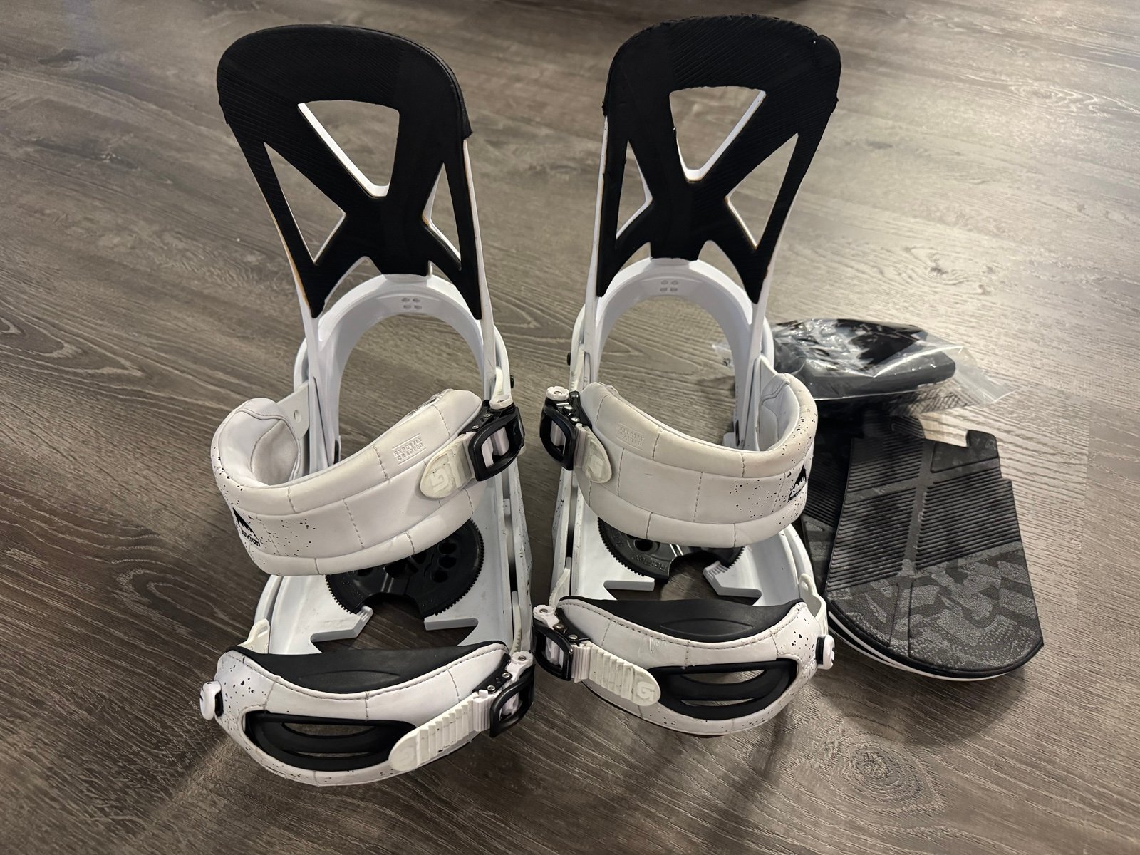 Burton Mission Bindings