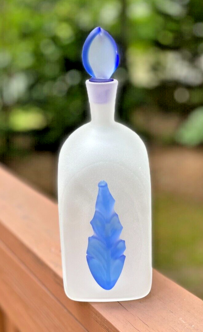 VINTAGE MURANO AVEM Santi GLASS BOTTLE DECANTER ITALY Blue applique leaf frosted