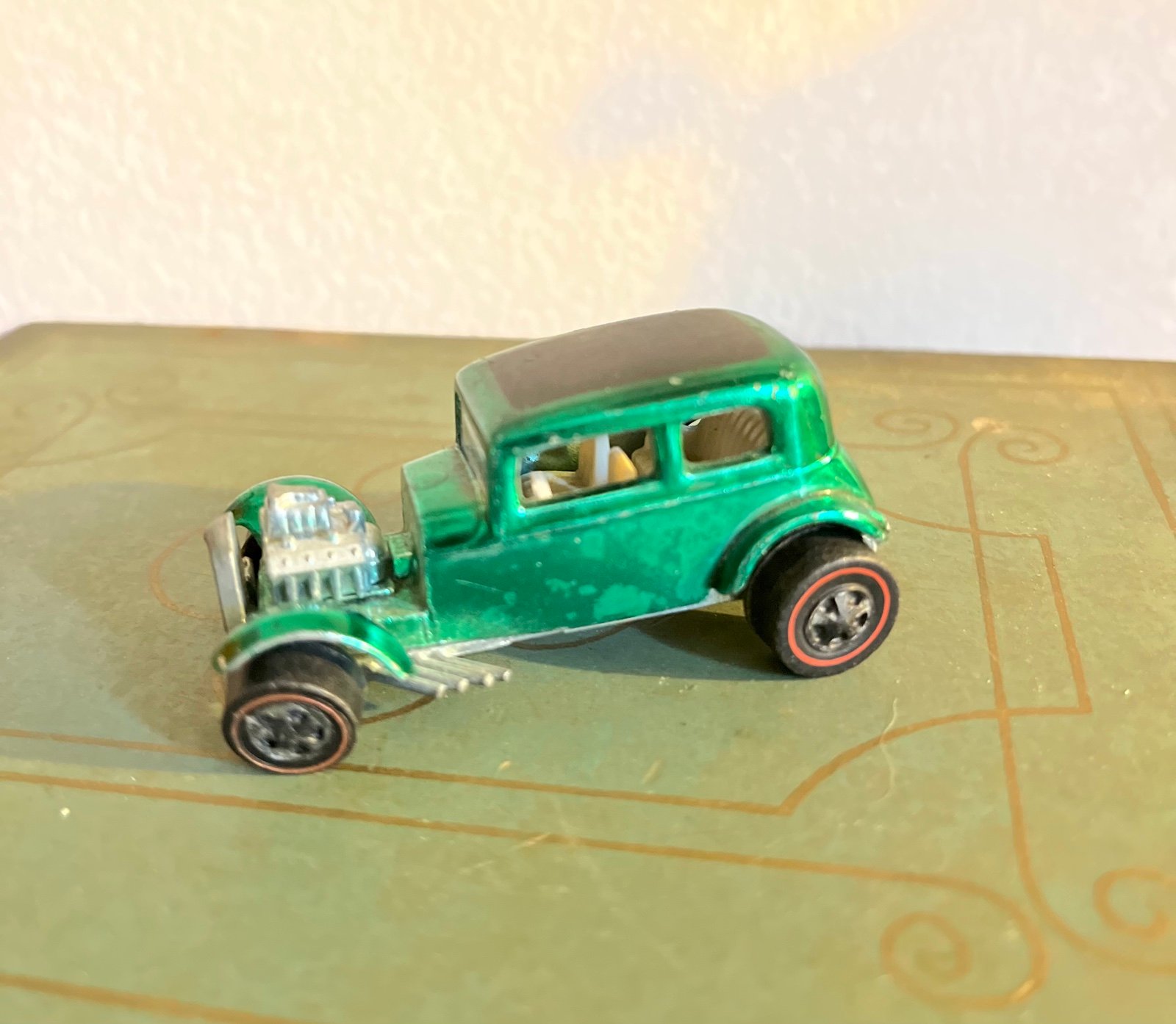 Hot Wheels Redline Classic 32 Ford Vicky Green
