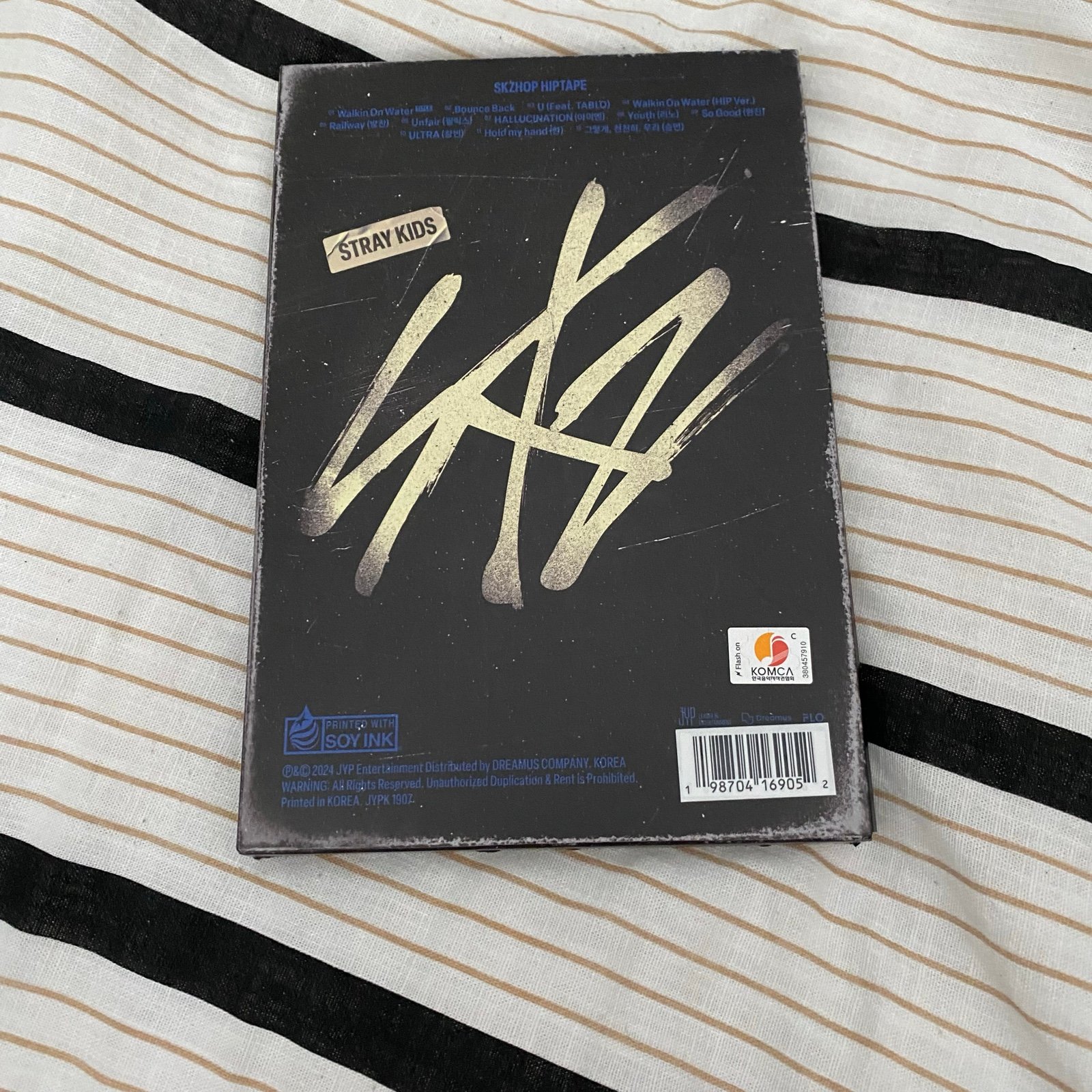 K-pop bundle CD