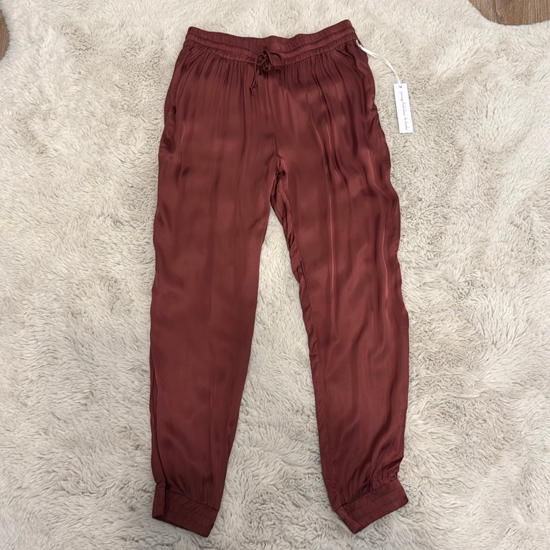 Young Fabulous & Broke Ollie Silk Satin Look Jogger Pants in Sangria