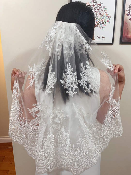vintage flower veil Embroidered flower veil Floral white wedding veil Bridal vei