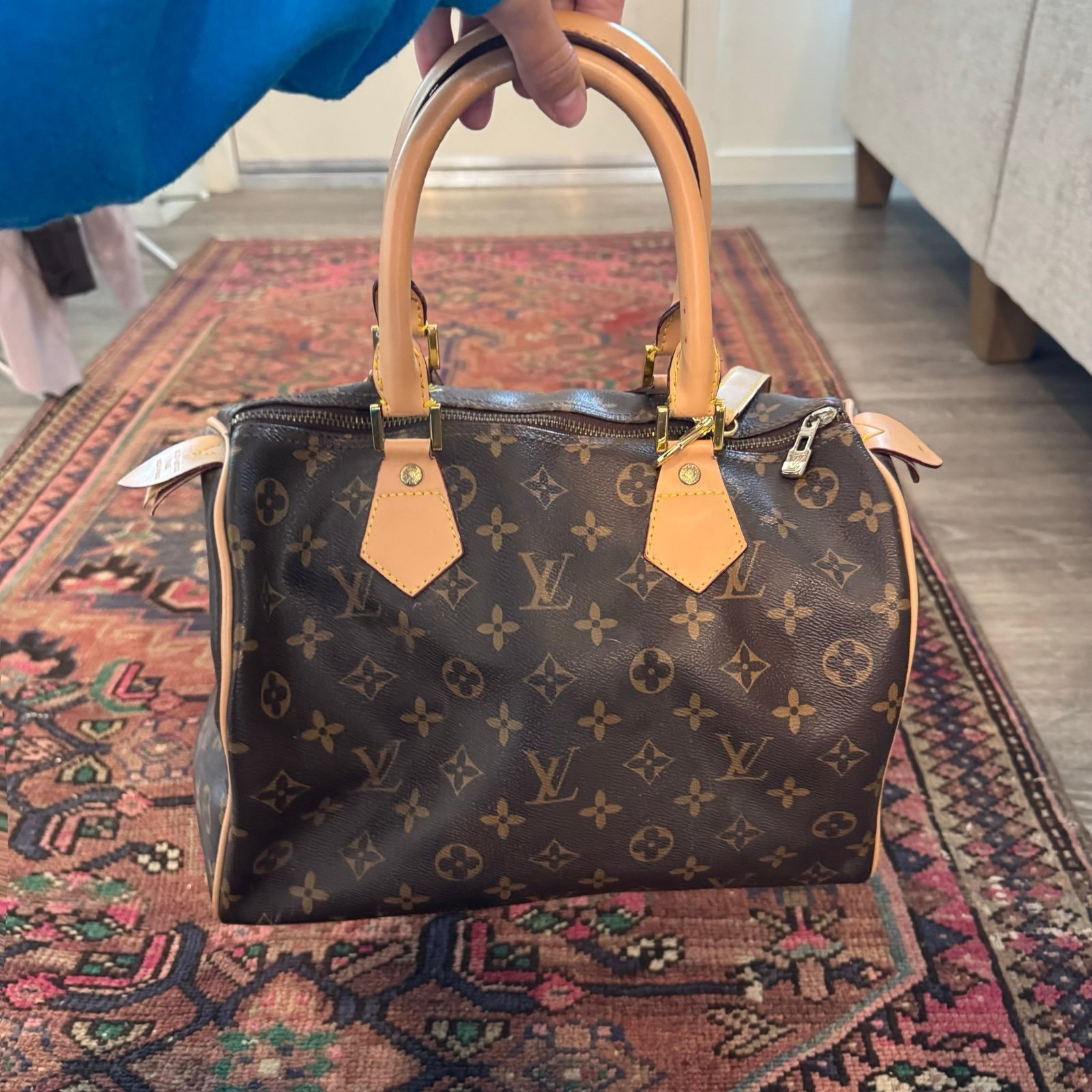 Louis Vuitton Speedy bandoulière bag