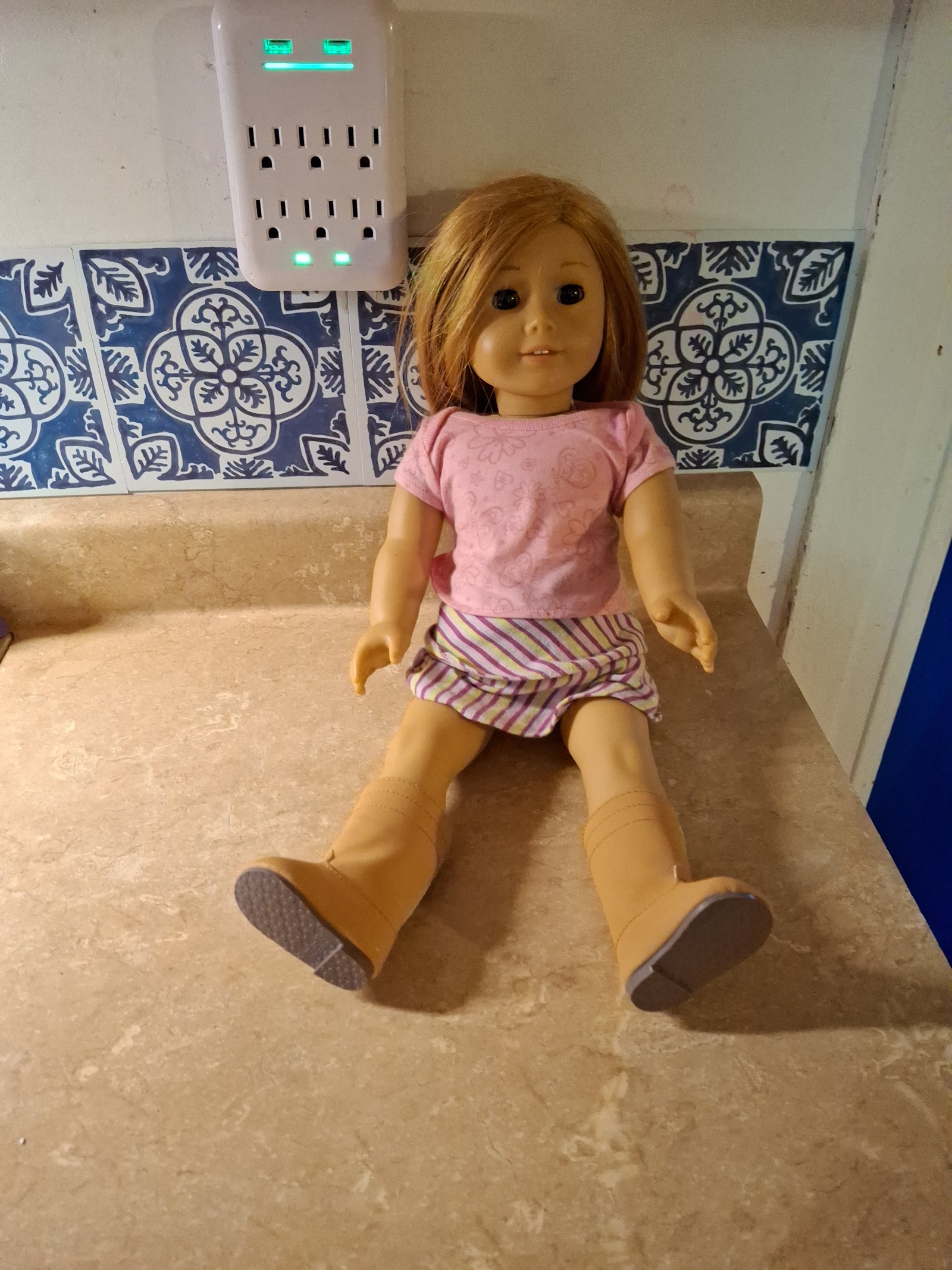 American Girl 2012 18 doll