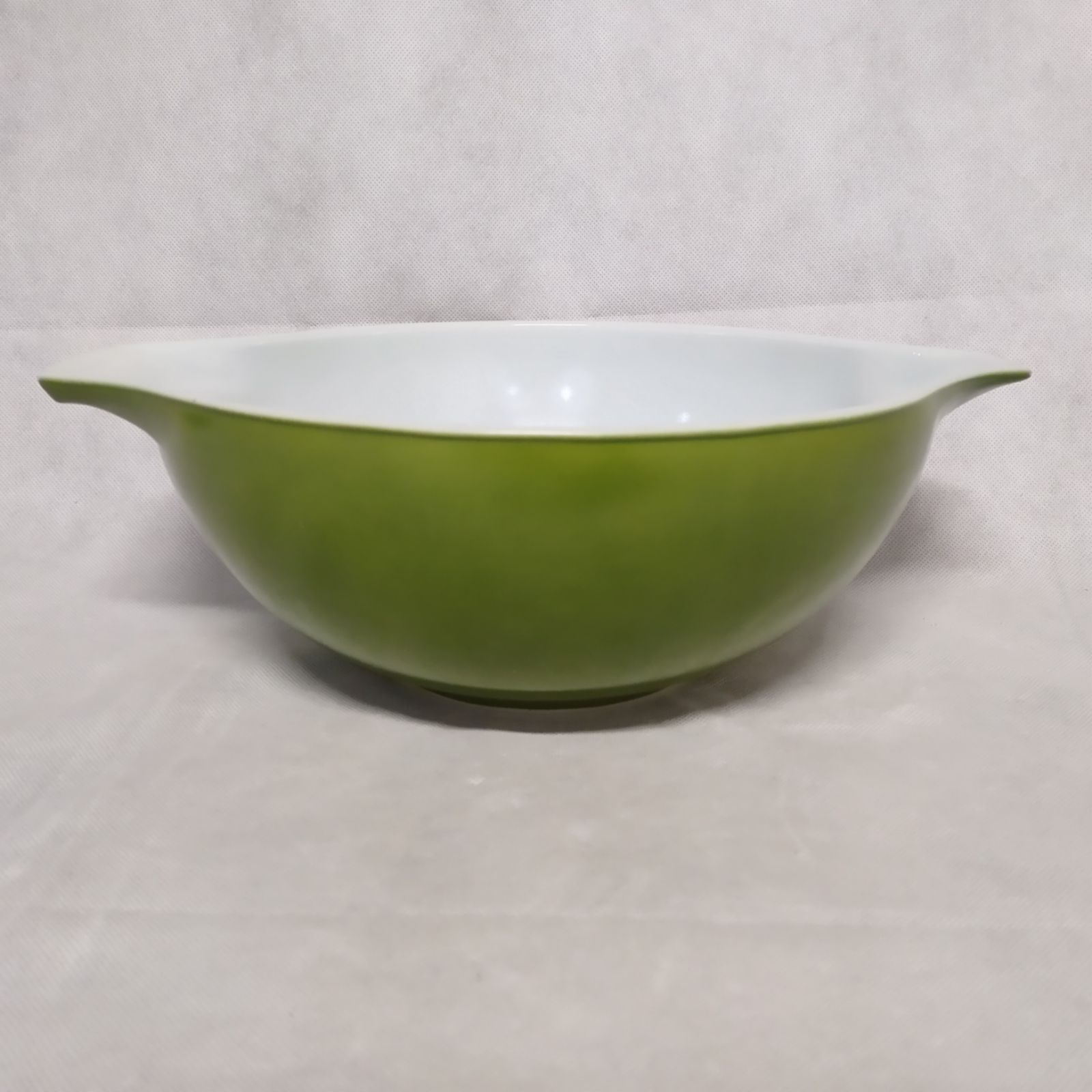 Pyrex Verde Green Cinderella Mixing Bowl 444 4 Quart