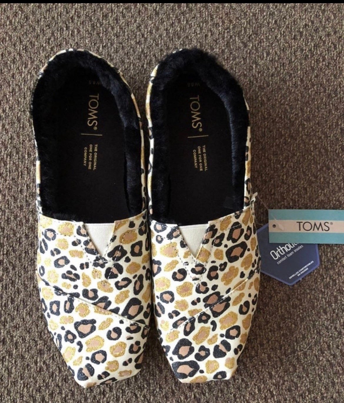 NWT! Super Cute Leopard Print TOMS with Faux Fur