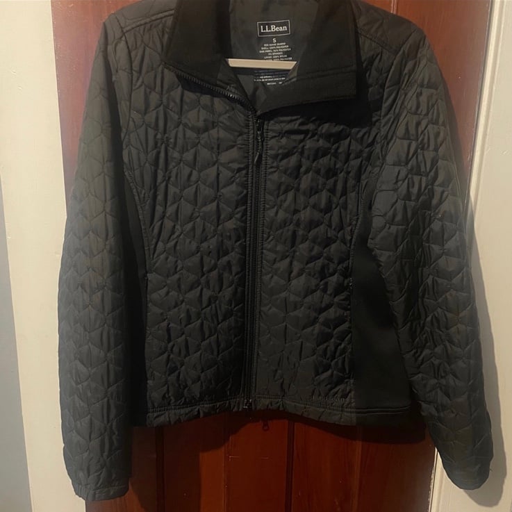 LL Bean Womens Lightweight Puffer Jacket Black sz S New!