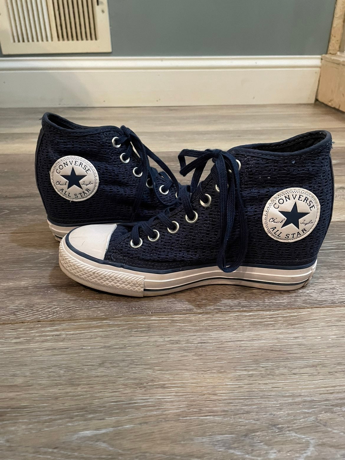 converse womens wedge sneakers