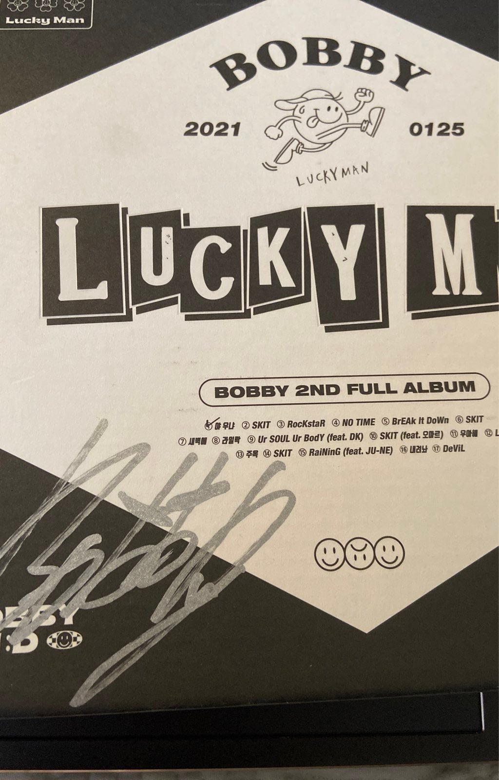 Bobby lucky man signed album