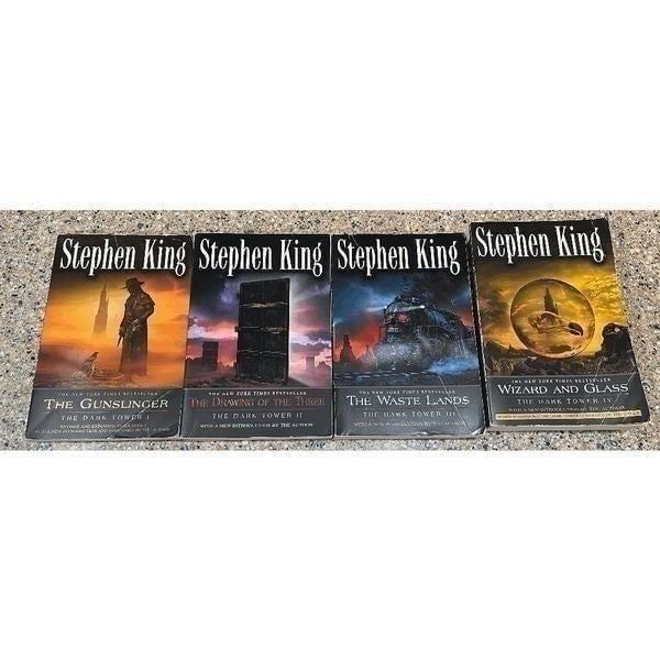 Stephen King Dark Tower 1-4 Gunslinger Drawing the 3 Wastelands Wizard & Glass