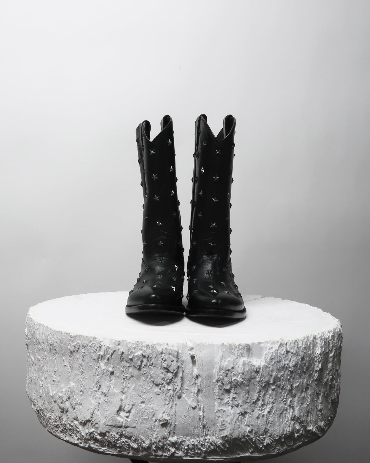 Frye Billy Star Pull-On Black Boots Size 6 New without Box
