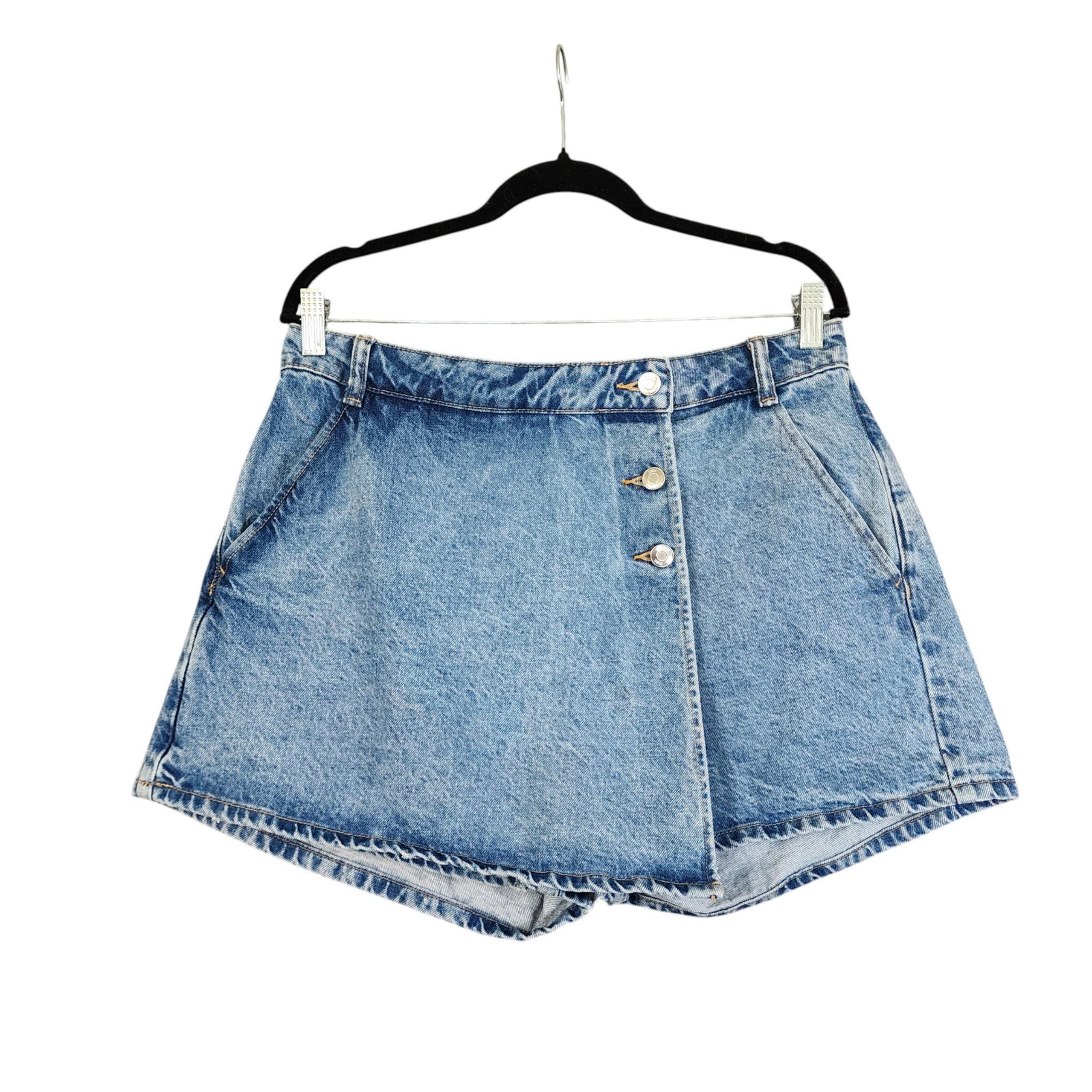 Zara Womens Denim Wrap Skort Size Large Blue Jean Cotton 3 Button Closure Rodeo
